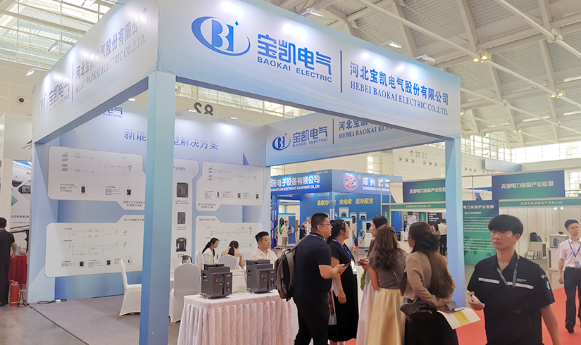 暴击行业天花板！jinnianhui今年会电气硬核技术亮相天津清洁能源展，引央视记者及能源产业巨头现场“挖宝”